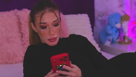 EllinaNuria online show from March 29, 2026, 3:50 am