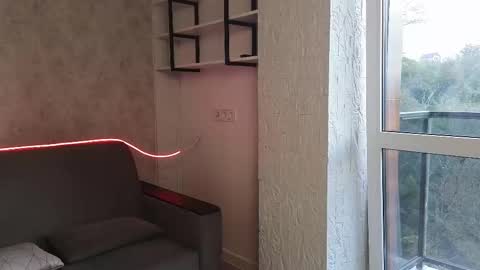 elliot_muscle04 online show from October 18, 2025, 2:07 pm