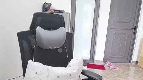 ellsa9x online show from October 8, 2025, 2:42 am