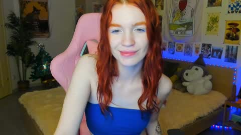 Snapshot of elly_milas chatting on December 22, 2024, 7:33 am Elly     Fansly  online show from December 22, 2024, 7:33 am