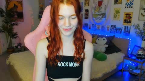 Snapshot of elly_milas chatting on January 28, 2025, 11:28 am Elly     Fansly  online show from January 28, 2025, 11:28 am