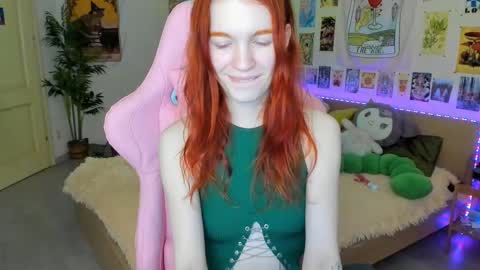 Snapshot of elly_milas chatting on March 1, 2025, 11:28 am Elly     Fansly  online show from March 1, 2025, 11:28 am