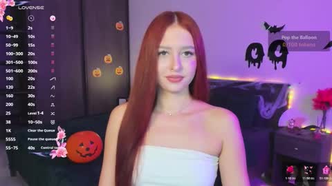 EllyPeach online show from November 1, 2025, 11:56 am
