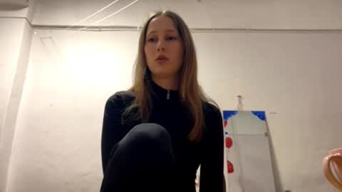 Sonya online show from February 17, 2026, 4:13 pm