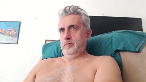 fer online show from February 3, 2025, 9:18 pm