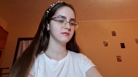 Kate online show from March 8, 2026, 12:31 pm