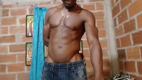 elmiltonnjakee online show from June 8, 2026, 1:28 am