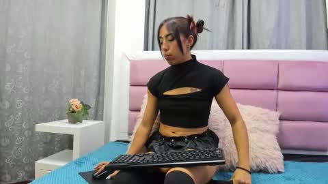 Eloisa  online show from April 14, 2026, 3:56 am