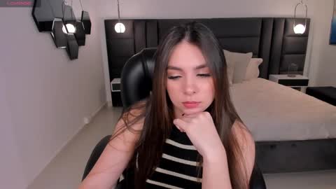 ELOISA OLIVERO online show from February 24, 2025, 11:21 am