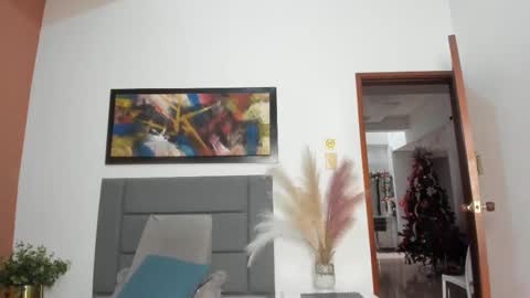 EloiseQuinn online show from January 10, 2026, 12:29 pm