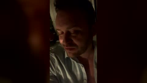 elpeladilla online show from February 28, 2026, 4:02 am