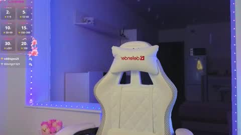 Elsa online show from February 25, 2026, 5:06 am