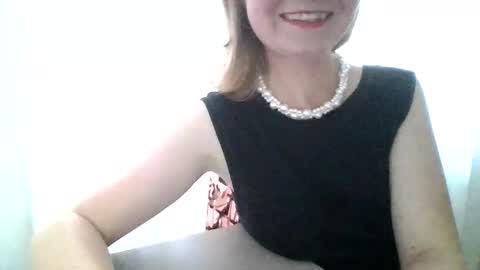 Snapshot of elsamartinez chatting on September 29, 2025, 11:04 am ElsaMartinez online show from September 29, 2025, 11:04 am