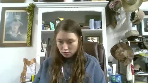 Snapshot of elsierain469 chatting on September 18, 2025, 4:47 am Elsie Rain online show from September 18, 2025, 4:47 am