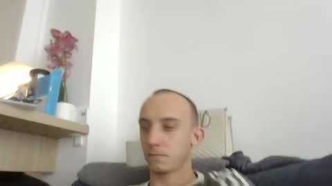 Snapshot of elsololobo159951 chatting on November 16, 2025, 10:43 am elsololobo159951 online show from November 16, 2025, 10:43 am