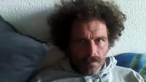 elyjahoye online show from October 9, 2025, 10:35 am