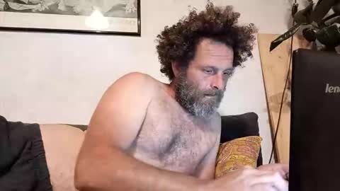 elyjahoye online show from March 20, 2026, 10:25 pm