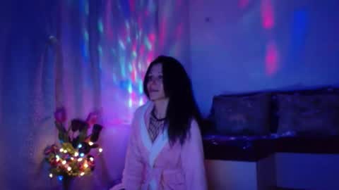 Elisa online show from February 21, 2025, 1:00 am