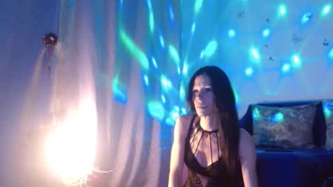 Elisa online show from October 20, 2025, 5:46 pm