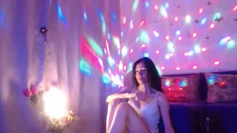 Elisa online show from April 18, 2026, 6:45 pm