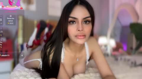 ElysHunter the girl will hunt you  online show from December 20, 2025, 12:34 pm