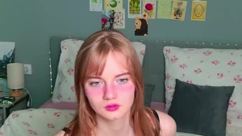 Snapshot of elza_hofffman chatting on June 6, 2026, 6:34 pm Chloyka online show from June 6, 2026, 6:34 pm