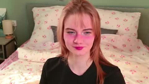 Snapshot of elza_hofffman chatting on June 7, 2026, 5:06 pm Chloyka online show from June 7, 2026, 5:06 pm