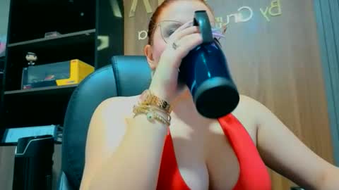 Estefany Martinez Acua INSTAGRAM ema 04oficial online show from February 9, 2026, 2:21 pm