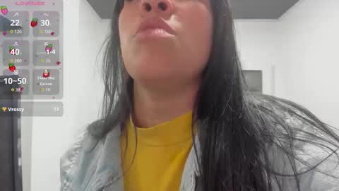 Snapshot of ema_and_camila chatting on September 16, 2025, 7:04 pm ema y cami online show from September 16, 2025, 7:04 pm