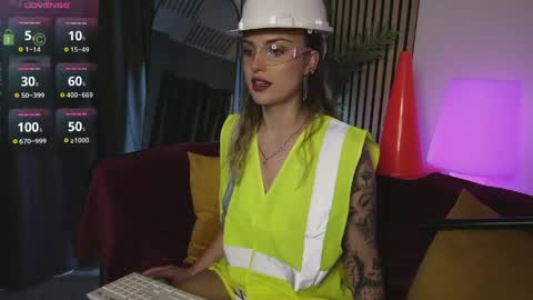 Ema Reese online show from May 4, 2026, 4:30 am