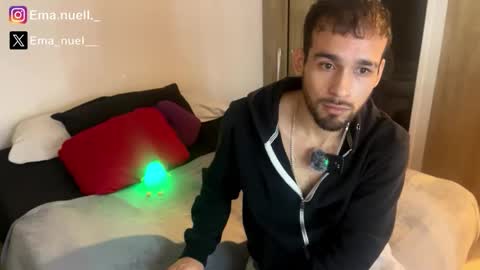 emanuell___ online show from April 18, 2026, 11:27 pm