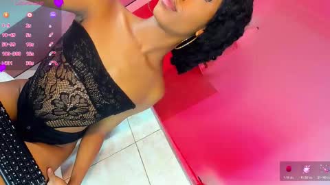 Snapshot of ember_victiria chatting on November 16, 2025, 12:44 pm ember_victiria online show from November 16, 2025, 12:44 pm