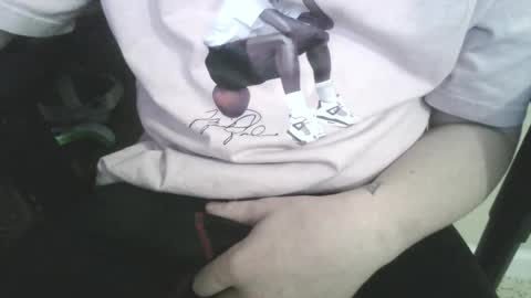 Snapshot of emberrush chatting on December 4, 2025, 11:52 am Ember online show from December 4, 2025, 11:52 am