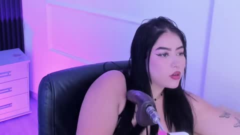 Ember Velvet online show from April 16, 2026, 8:20 pm