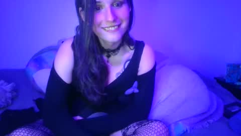 Snapshot of embers_of_eternity chatting on February 17, 2025, 1:53 pm Ellie online show from February 17, 2025, 1:53 pm