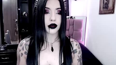 Emerald Black online show from September 18, 2025, 6:59 am