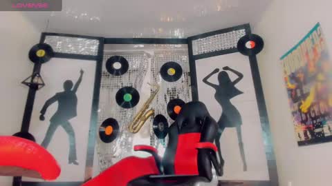 Snapshot of emeli_roushot chatting on January 24, 2025, 3:54 am Emeli online show from January 24, 2025, 3:54 am