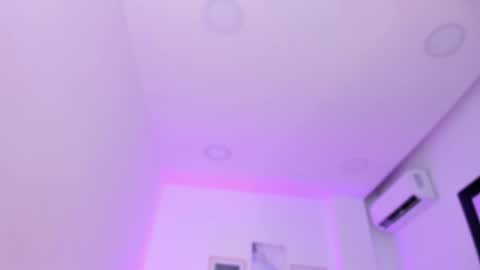 emelie_89 online show from March 6, 2025, 11:58 am