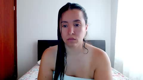 emely_sexx online show from November 10, 2025, 2:38 pm