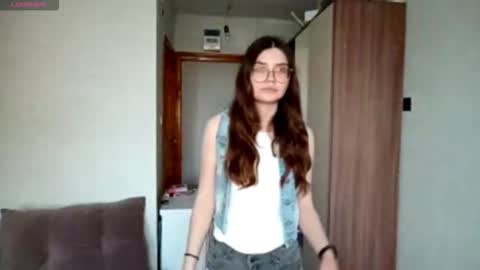 Snapshot of emelysimonson chatting on October 11, 2025, 9:41 am Stacy online show from October 11, 2025, 9:41 am