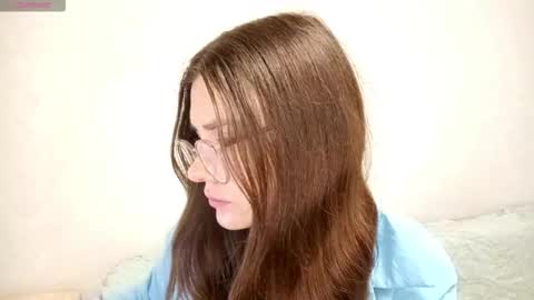 Snapshot of emelysimonson chatting on October 12, 2025, 2:05 pm Stacy online show from October 12, 2025, 2:05 pm