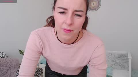 just me online show from February 22, 2025, 12:08 pm