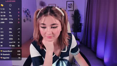 Snapshot of emi_joy chatting on February 6, 2025, 1:05 am Emily follow me online show from February 6, 2025, 1:05 am