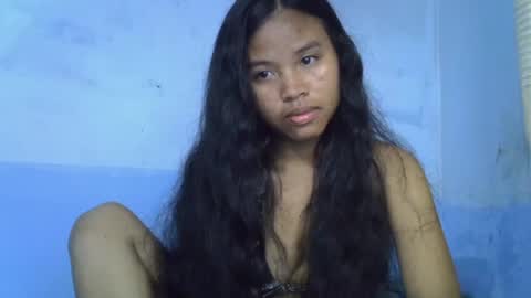 Snapshot of emiehottie chatting on June 3, 2026, 5:51 pm Ami online show from June 3, 2026, 5:51 pm