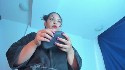 Emi online show from January 7, 2025, 6:35 pm