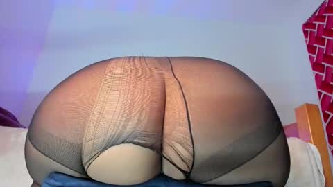 Emi online show from March 16, 2026, 5:44 am