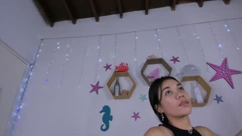 Emily  online show from February 8, 2025, 3:19 am