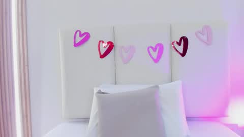 EMILY ROBERTS online show from February 14, 2026, 7:21 pm