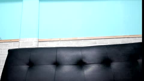Snapshot of emiily_smile chatting on February 13, 2025, 11:39 am Emily online show from February 13, 2025, 11:39 am
