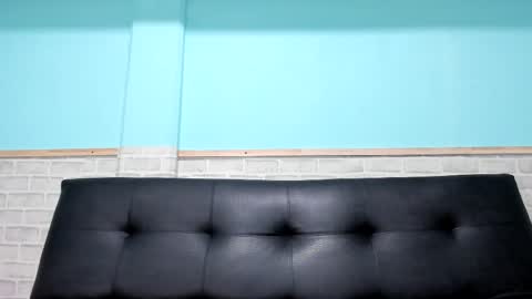 Snapshot of emiily_smile chatting on March 11, 2025, 11:33 am Emily online show from March 11, 2025, 11:33 am